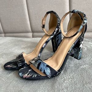 Love Mark Shirley Open Toe Buckle Ankle Strap Chunky Heel Pump Sandal si…